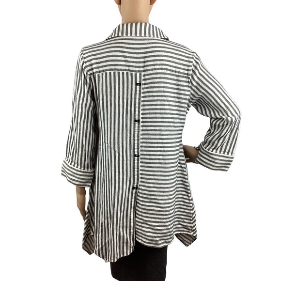 Soft Surroundings Standout Asymmetrical Striped Top Size M Tunic - Picture 5 of 7